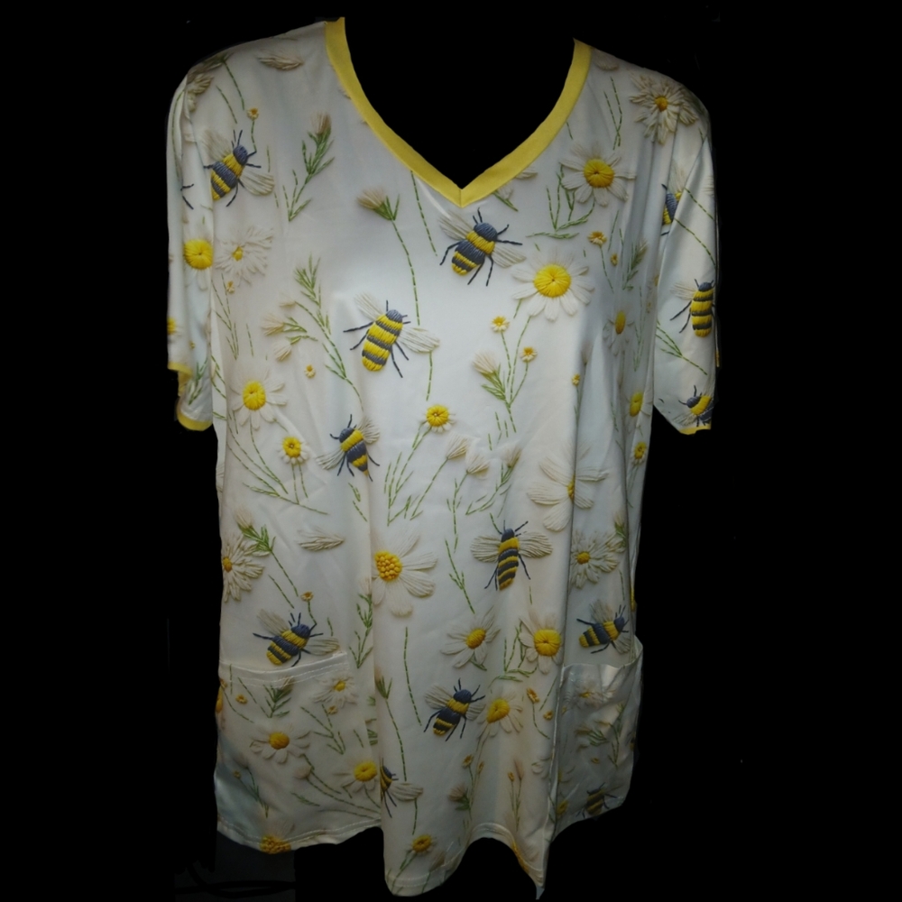 💵 Bees & Daiseas & Daisies Scrub Top